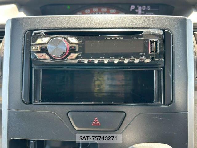 Daihatsu TANTO 2014-11 8872229-17