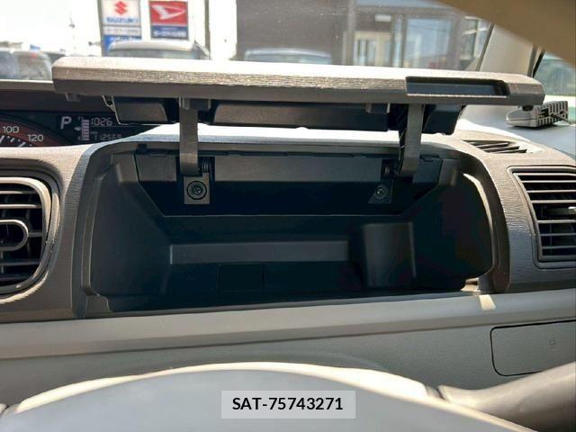 Daihatsu TANTO 2014-11 8872229-29