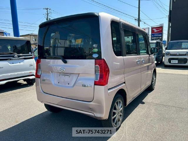 Daihatsu TANTO 2014-11 8872229-5