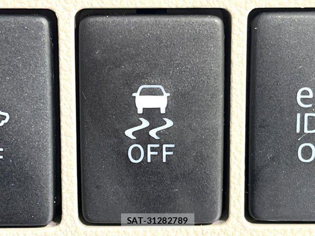 Daihatsu TANTO 2015-03 8882523-6