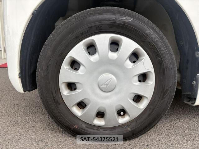 Daihatsu TANTO 2009-09 8882526-23