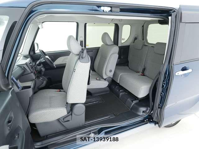 Daihatsu TANTO 2021-06 8882522-3