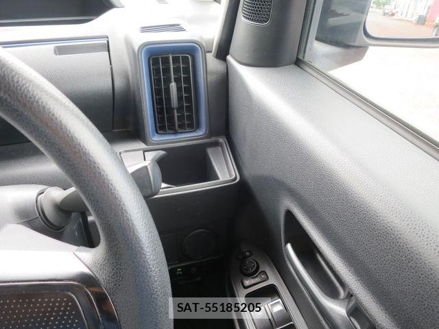 Daihatsu TANTO 2021-06 8882524-18