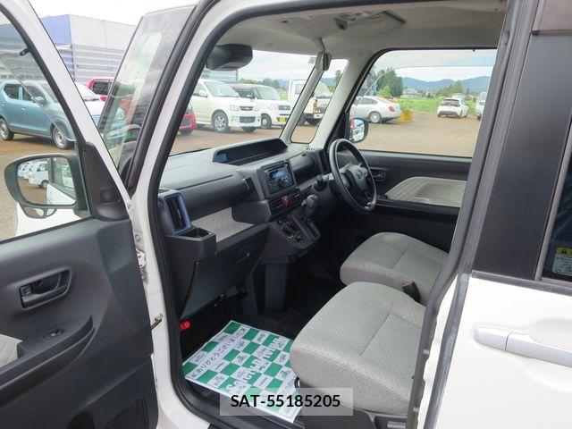 Daihatsu TANTO 2021-06 8882524-5