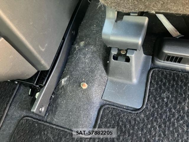 Daihatsu TANTO 2023-09 8884458-16