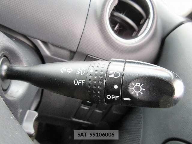 Daihatsu TANTO CUSTOM 2011-01 1019185-9