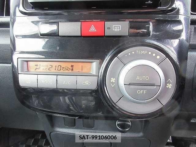 Daihatsu TANTO CUSTOM 2011-01 1019185-5