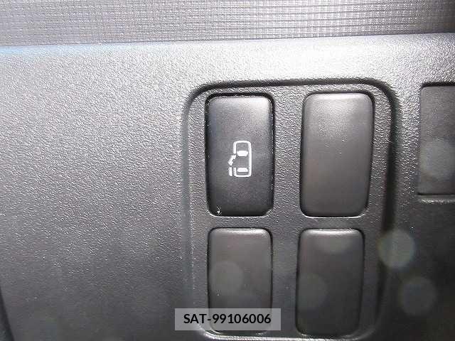 Daihatsu TANTO CUSTOM 2011-01 1019185-6
