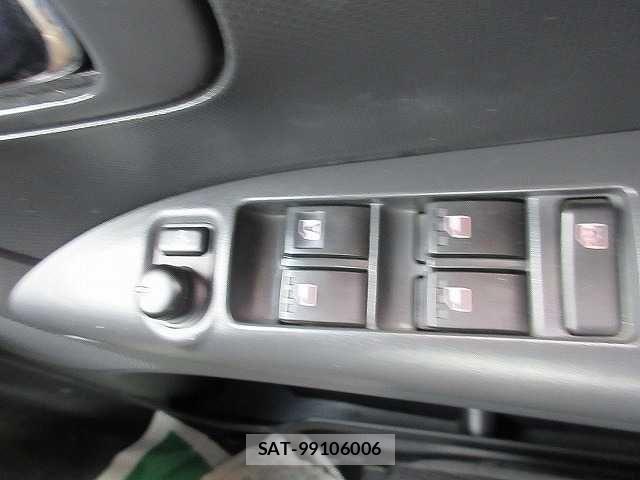 Daihatsu TANTO CUSTOM 2011-01 1019185-7