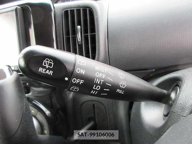 Daihatsu TANTO CUSTOM 2011-01 1019185-8