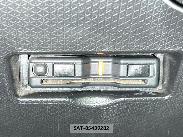 Daihatsu TANTO CUSTOM 2023-11 3389244-6