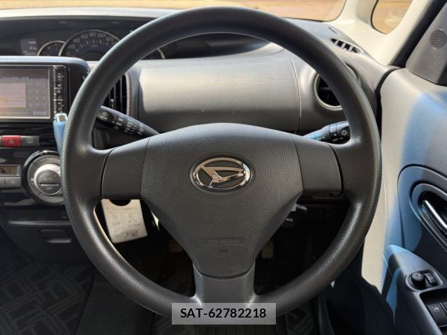 Daihatsu TANTO CUSTOM 2013-08 4758701-9