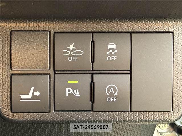 Daihatsu TANTO CUSTOM 2022-03 4990408-13