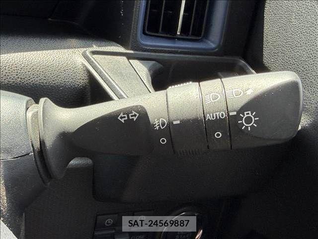 Daihatsu TANTO CUSTOM 2022-03 4990408-26