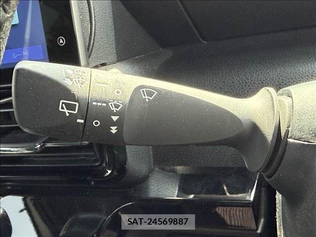 Daihatsu TANTO CUSTOM 2022-03 4990408-27