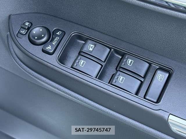 Daihatsu TANTO CUSTOM 2025-04 4990285-17