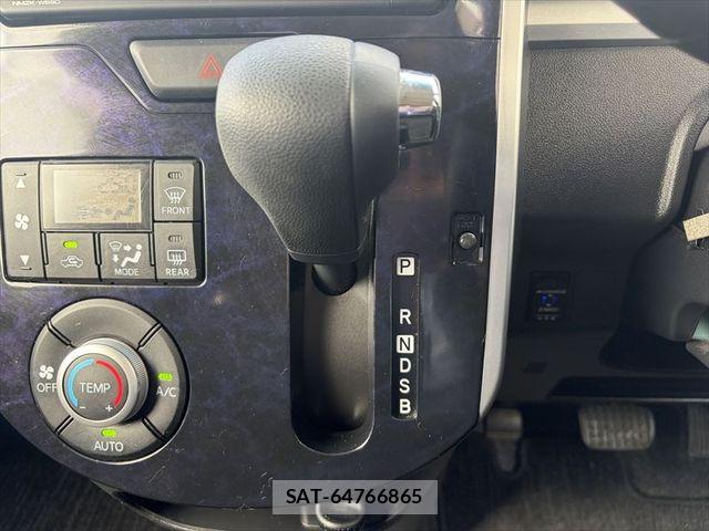 Daihatsu TANTO CUSTOM 2019-01 5880807-20