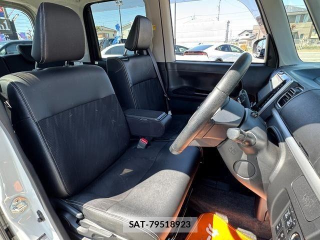Daihatsu TANTO CUSTOM 2018-02 6021023-10