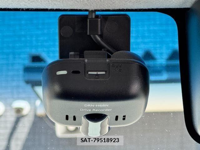 Daihatsu TANTO CUSTOM 2018-02 6021023-27
