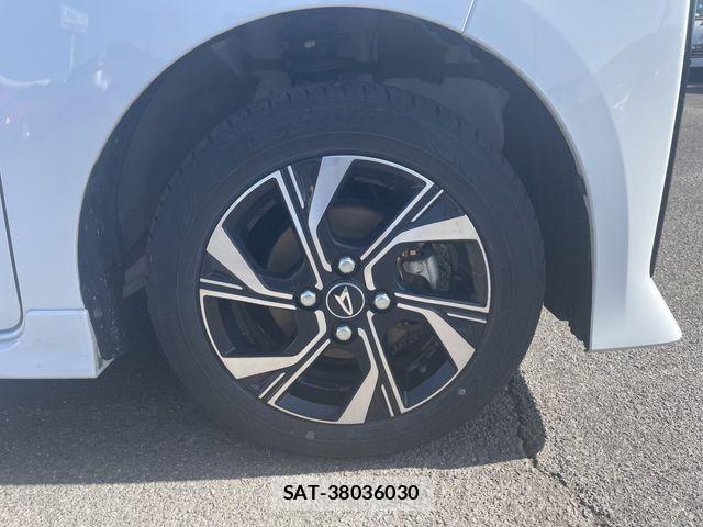 Daihatsu TANTO CUSTOM 2023-10 6615200-15