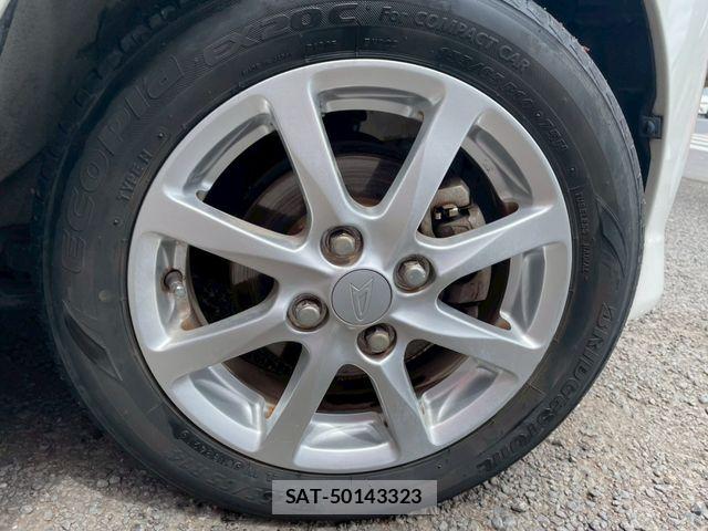 Daihatsu TANTO CUSTOM 2015-11 6615214-2