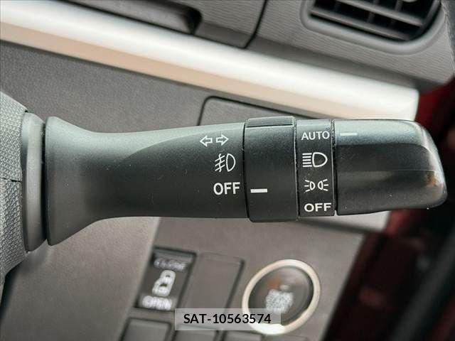 Daihatsu TANTO CUSTOM 2015-05 6642721-28