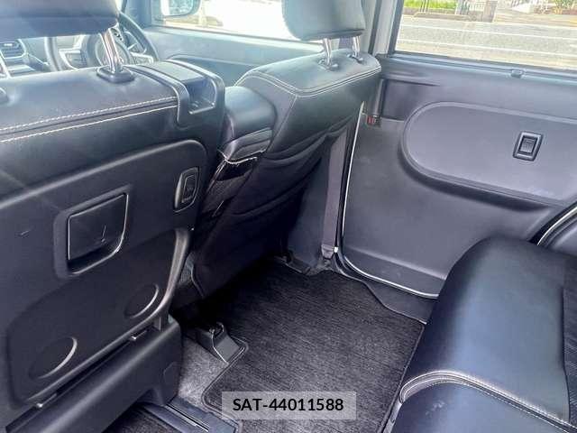 Daihatsu TANTO CUSTOM 2018-03 6678455-22