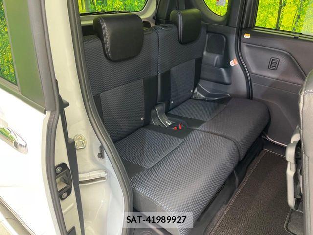Daihatsu TANTO CUSTOM 2023-03 6717528-8