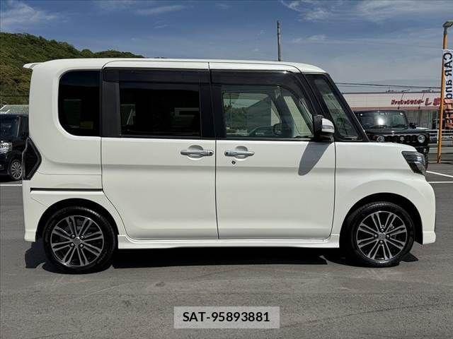 Daihatsu TANTO CUSTOM 2017-06 6753558-10