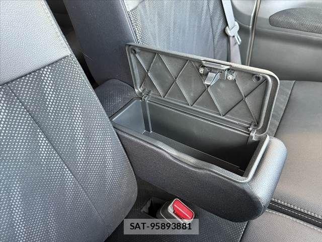 Daihatsu TANTO CUSTOM 2017-06 6753558-24