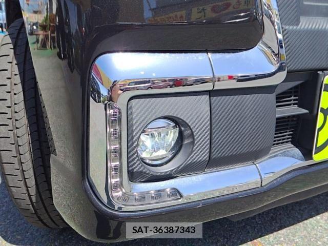 Daihatsu TANTO CUSTOM 2019-03 6817591-9
