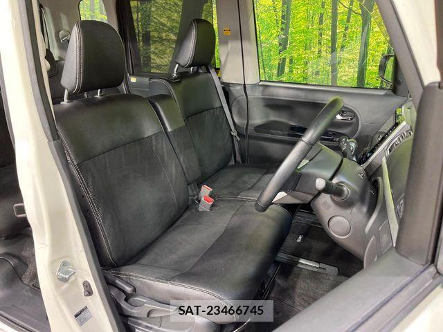 Daihatsu TANTO CUSTOM 2017-11 6817607-7