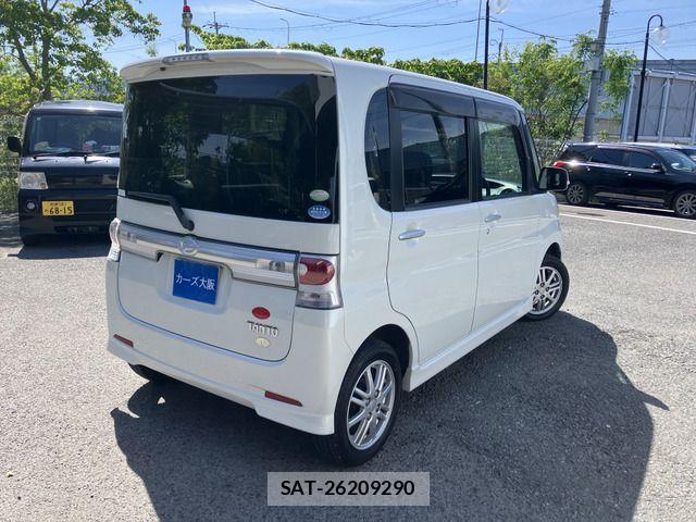 Daihatsu TANTO CUSTOM 2009-09 6817612-2