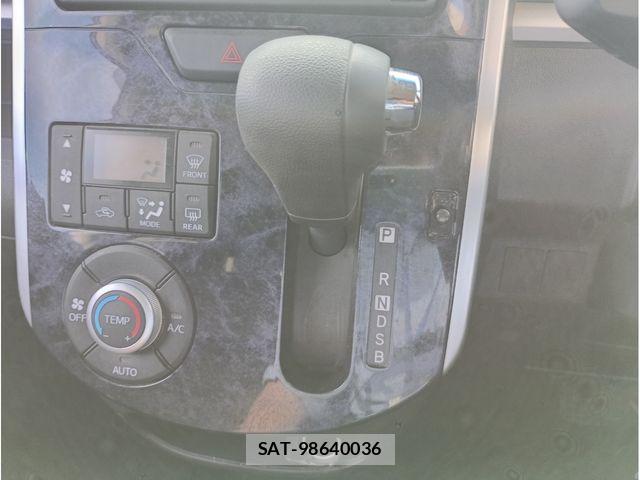 Daihatsu TANTO CUSTOM 2019-03 6817608-12