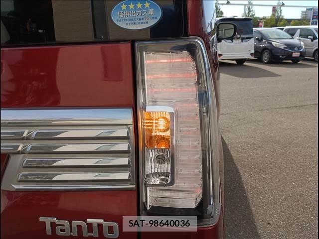 Daihatsu TANTO CUSTOM 2019-03 6817608-6