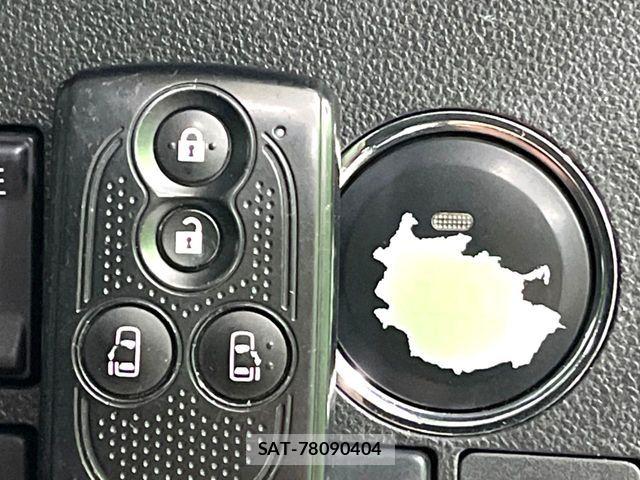 Daihatsu TANTO CUSTOM 2014-11 6817611-6