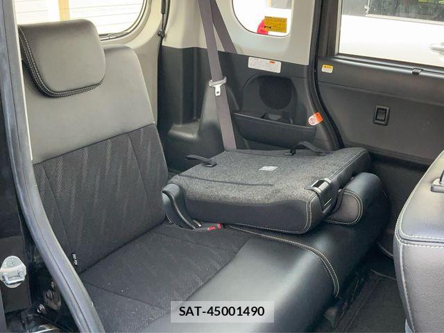 Daihatsu TANTO CUSTOM 2019-06 6817593-17