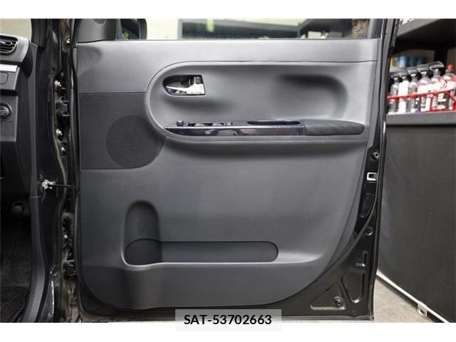 Daihatsu TANTO CUSTOM 2019-02 6817590-15