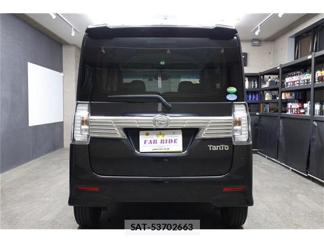 Daihatsu TANTO CUSTOM 2019-02 6817590-8