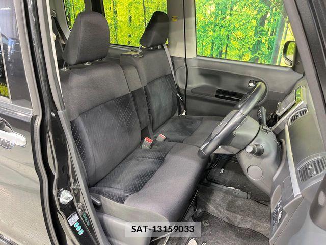 Daihatsu TANTO CUSTOM 2014-02 6817596-7