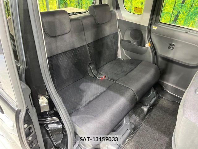 Daihatsu TANTO CUSTOM 2014-02 6817596-8