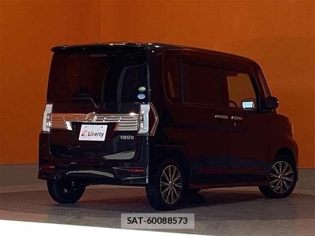Daihatsu TANTO CUSTOM 2017-03 6914314-9
