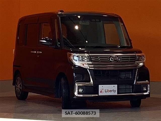 Daihatsu TANTO CUSTOM 2017-03 6914314-5