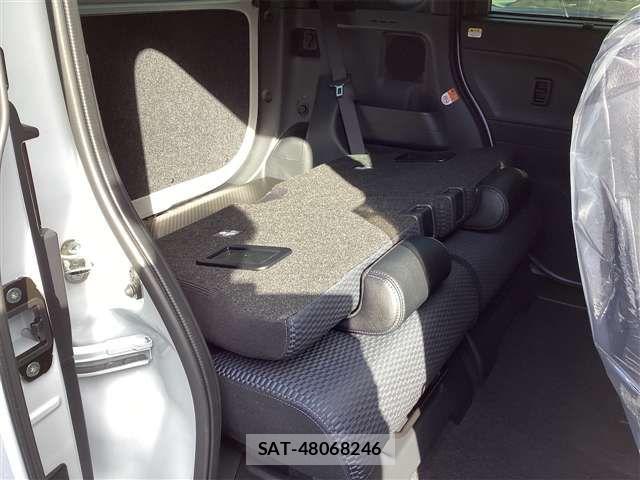 Daihatsu TANTO CUSTOM 2025-10 6914259-17