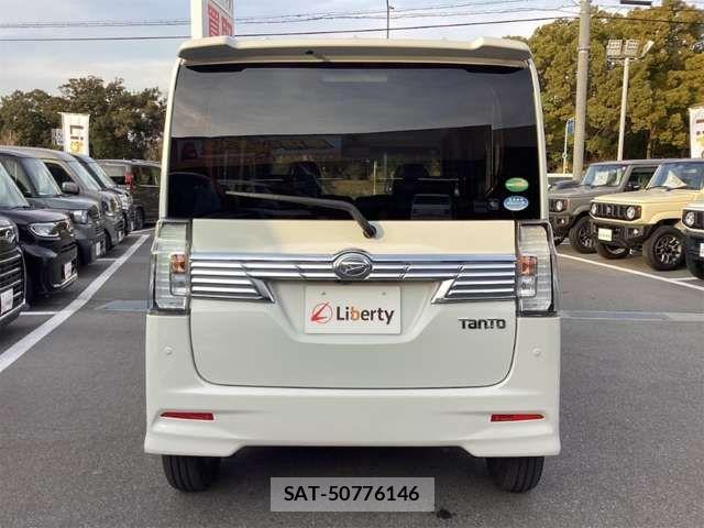 Daihatsu TANTO CUSTOM 2017-01 6914325-14