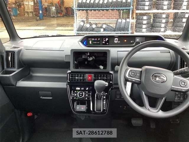 Daihatsu TANTO CUSTOM 2025-10 6914267-5