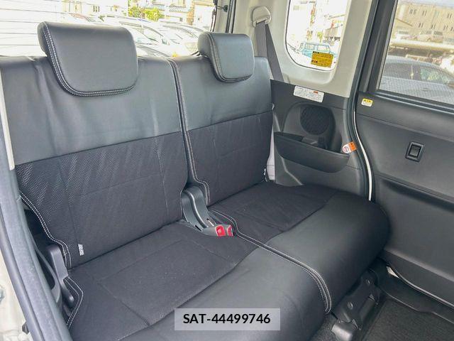 Daihatsu TANTO CUSTOM 2018-10 6914331-11