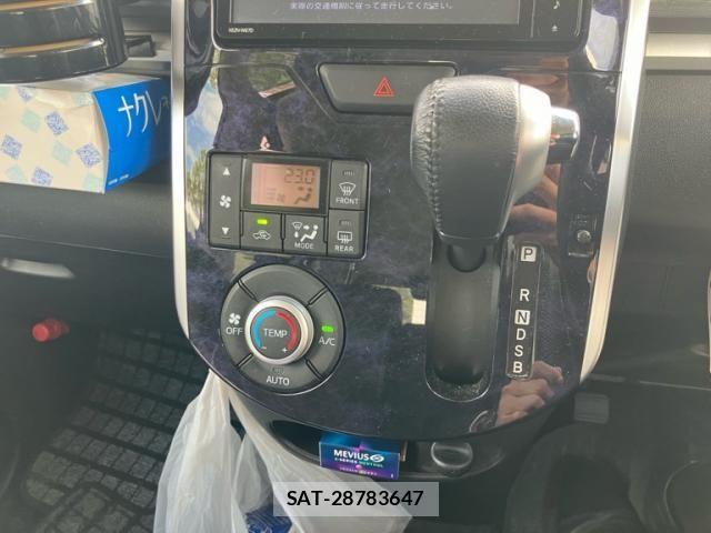 Daihatsu TANTO CUSTOM 2017-06 6914350-17