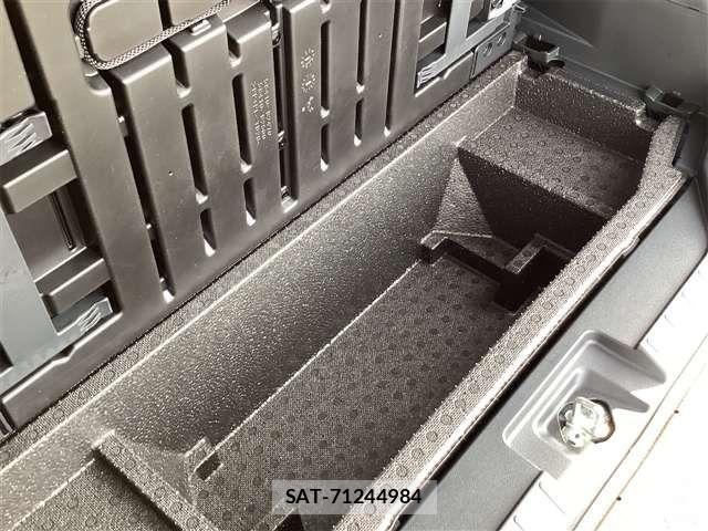 Daihatsu TANTO CUSTOM 2025-07 6914284-17
