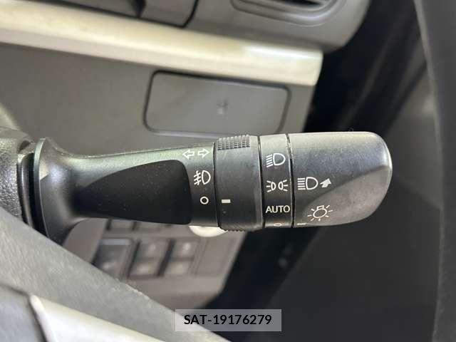 Daihatsu TANTO CUSTOM 2018-04 6914353-11